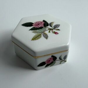 Vintage Wedgwood Hathaway Rose Bone China Hexagon Trinket Box with Lid England